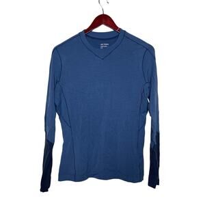Arc’teryx women blue long sleeve wool base layer top sz M